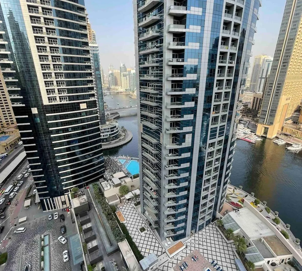 Apartment Modern One-Bedroom In Heart Of Marina Dubai