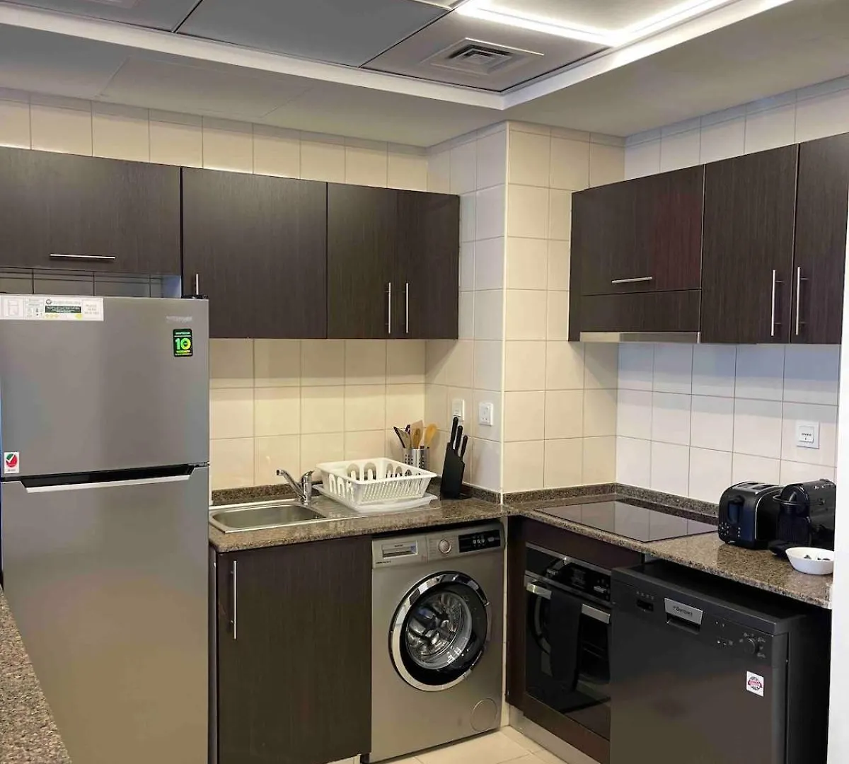Modern One-Bedroom In Heart Of Marina Dubai 0*,