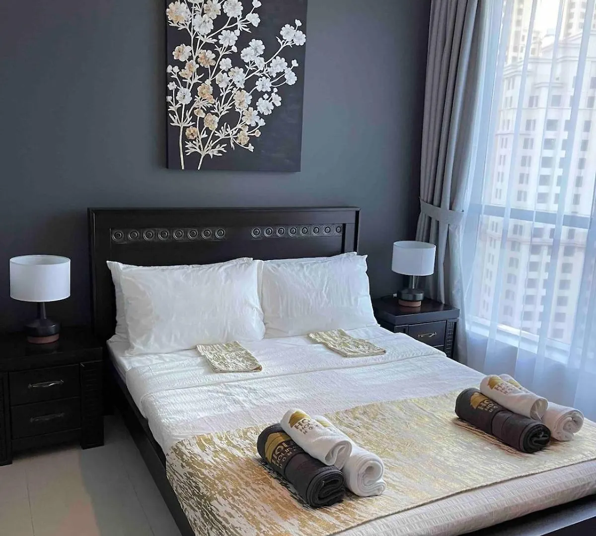 Apartment Modern One-Bedroom In Heart Of Marina Dubai United Arab Emirates