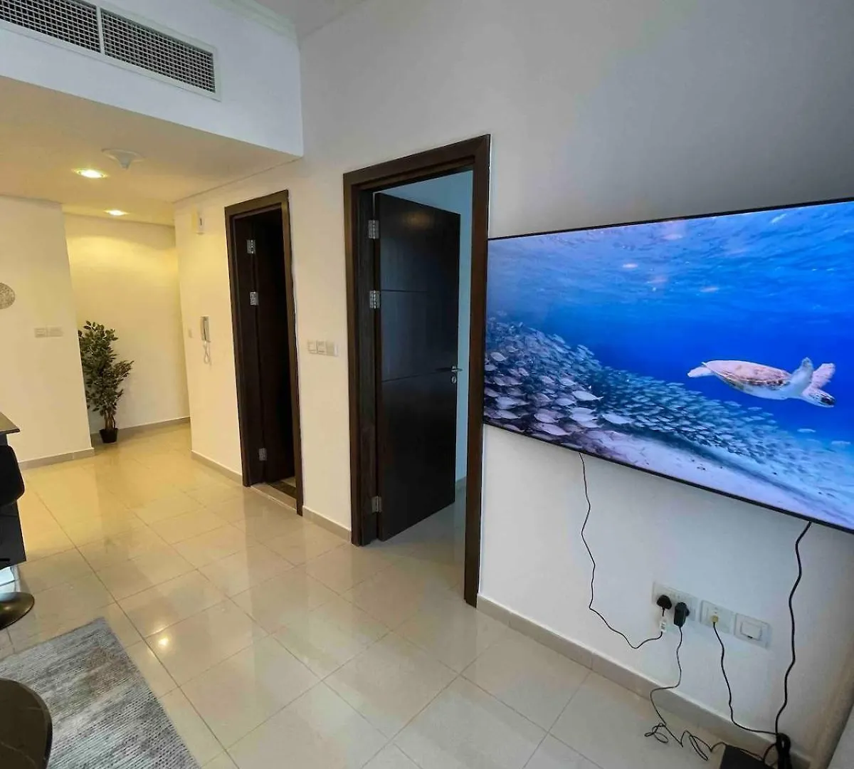 Modern One-Bedroom In Heart Of Marina Dubai